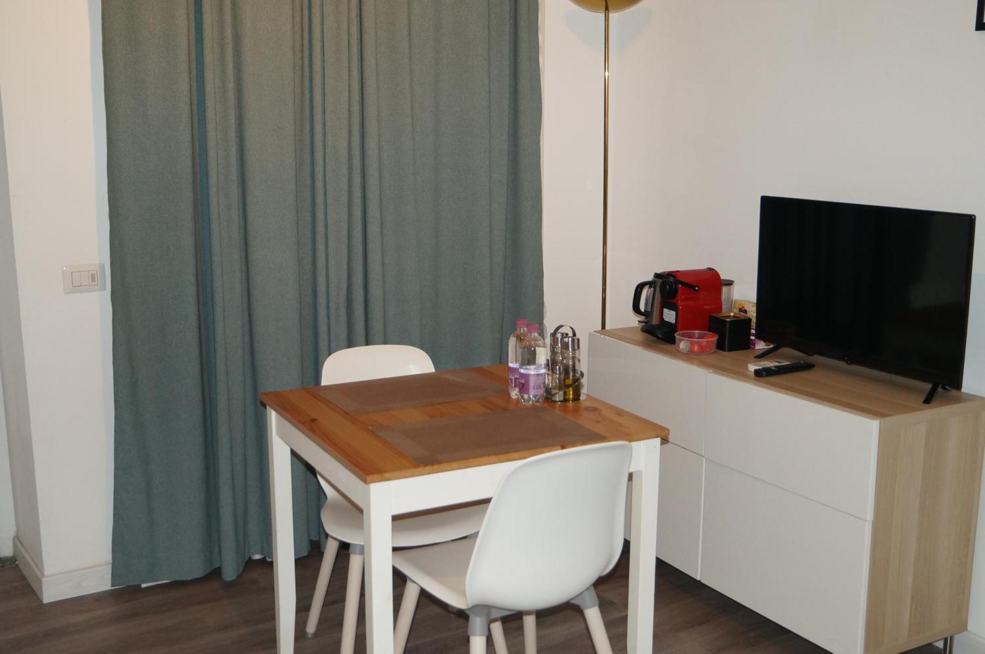 House Naviglio Quattro Daire Milano Dış mekan fotoğraf